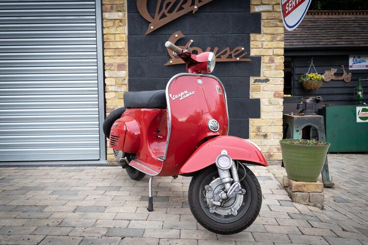 1970 Piaggio Vespa Image 1